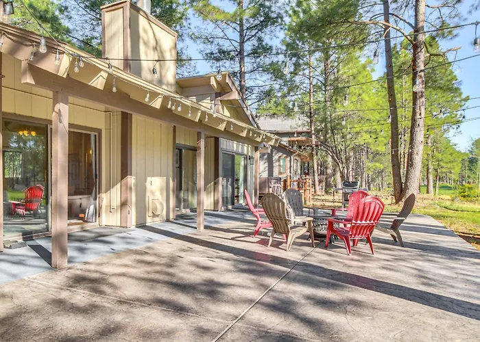 Golf Course Getaway & Hot Tub Haven In Pinetop! Holiday home Pinetop-Lakeside
