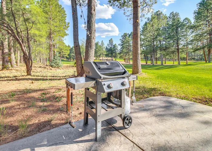 Golf Course Getaway & Hot Tub Haven In Pinetop! * Pinetop-Lakeside